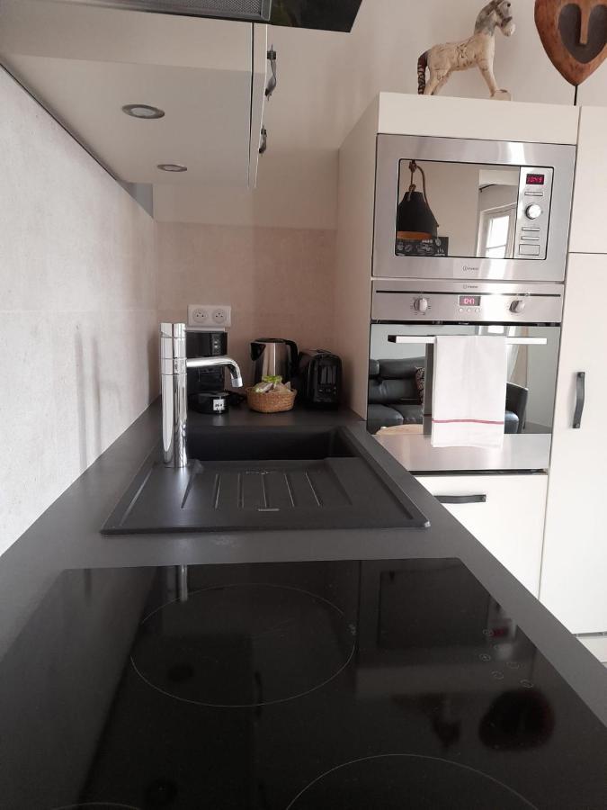 Saint-Rémy-de-Provence Apparts Et Lofts Bistrot Des Alpilles מראה חיצוני תמונה