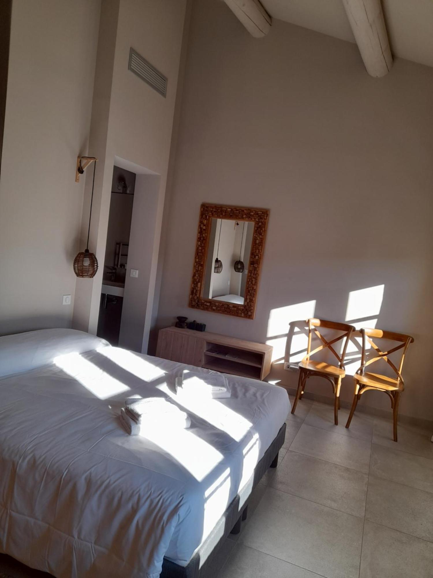 Saint-Rémy-de-Provence Apparts Et Lofts Bistrot Des Alpilles מראה חיצוני תמונה
